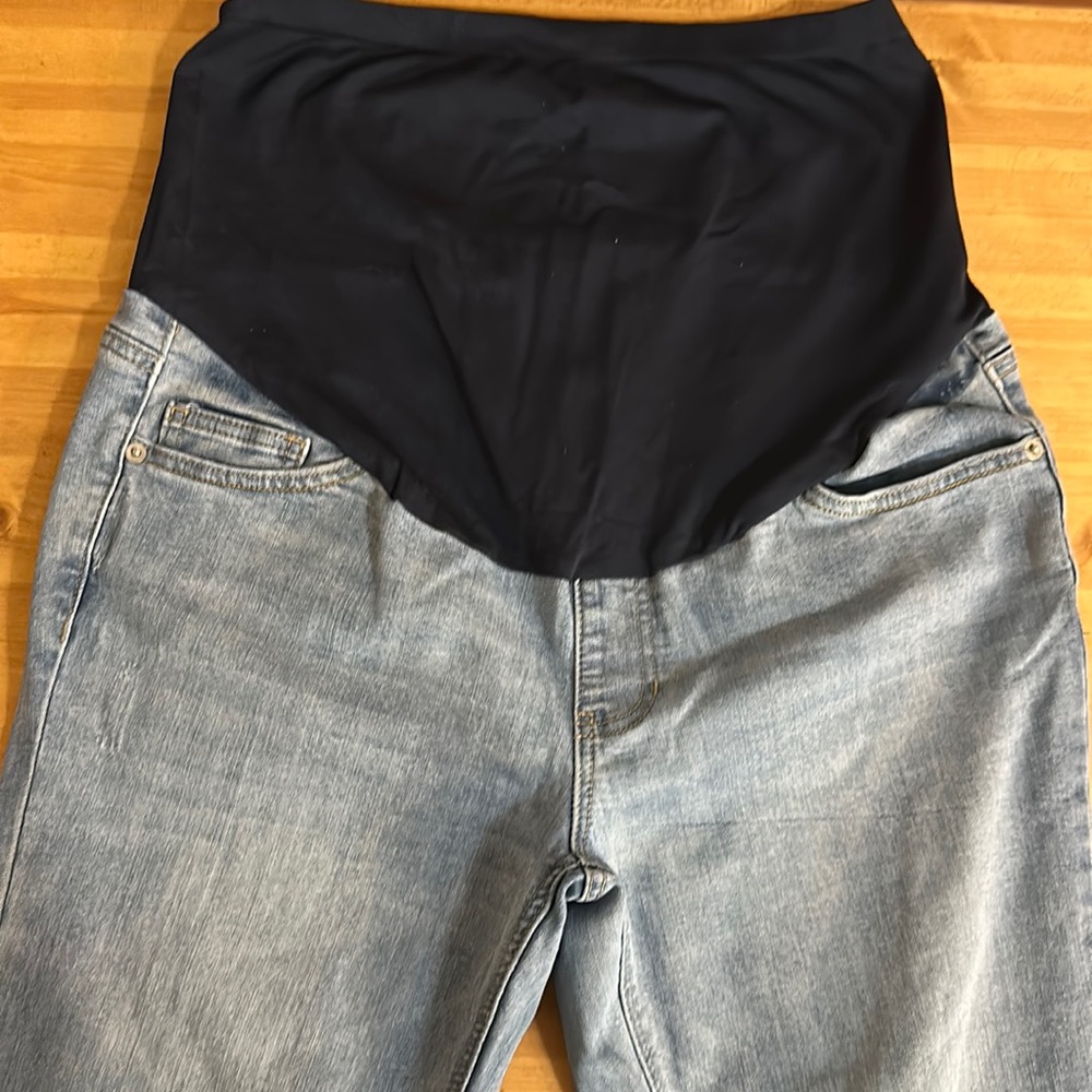 Great condition maternity jeans